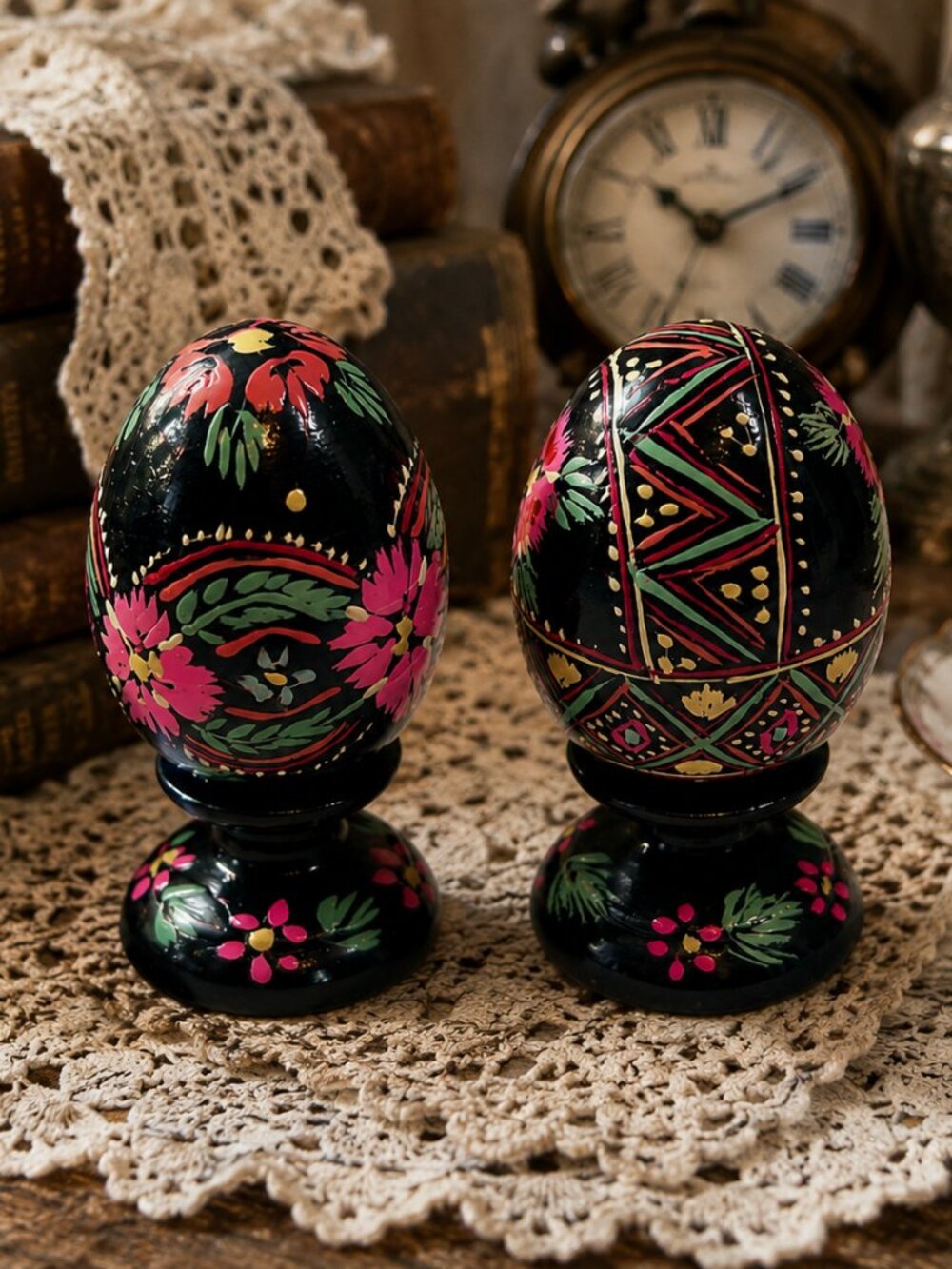 EE-05--Vintage Hand-Painted Wooden Easter Eggs Set of 2 Folk Art Floral - Picture 4 of 7